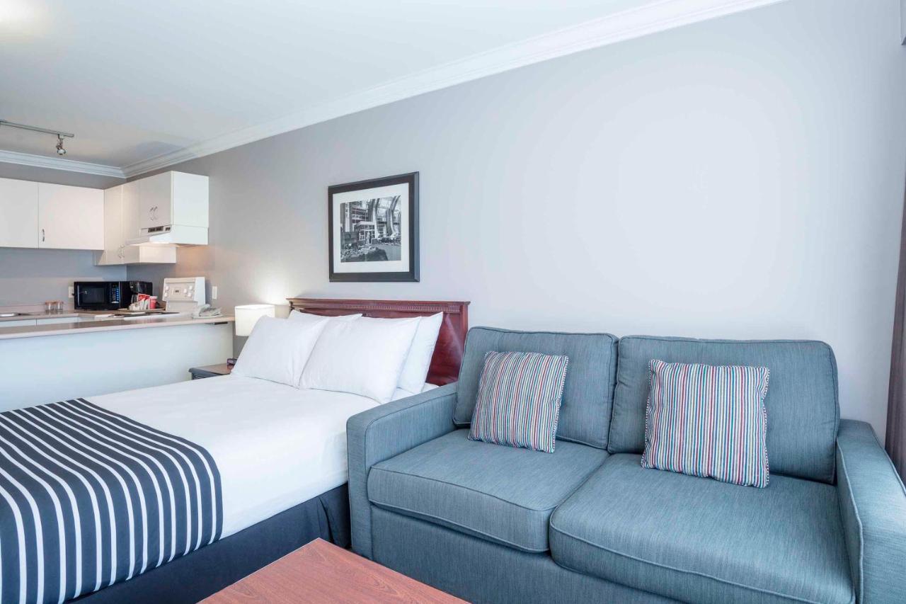 Sandman Hotel & Suites Prince George Exteriör bild