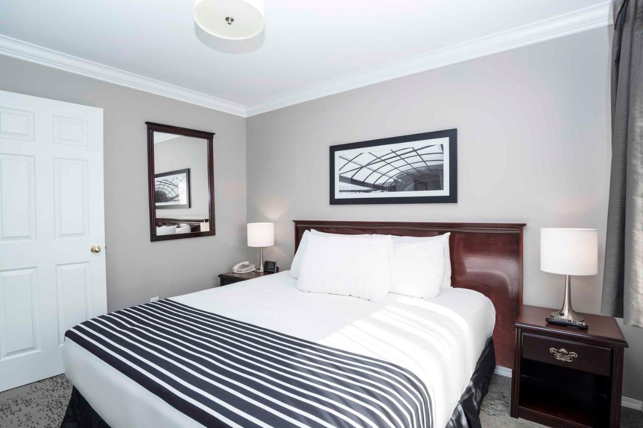 Sandman Hotel & Suites Prince George Exteriör bild